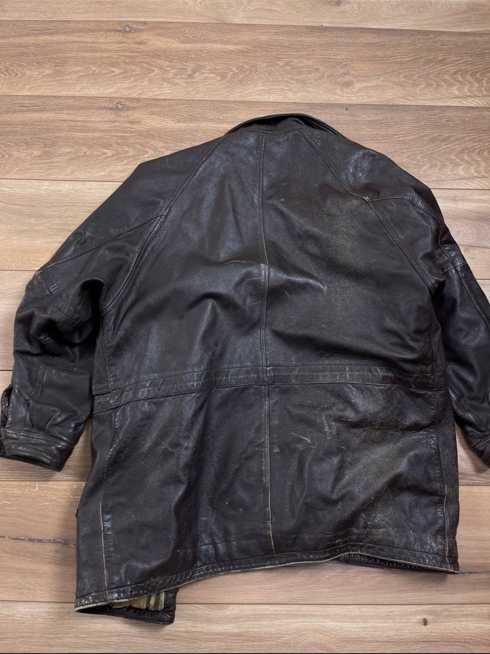 Burberry Men's Brown Leather Jacket with Plaid Lining - Picture 6 of 6